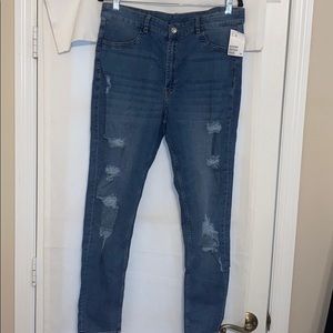 H&M Distressed skinny jeans (stretchy)